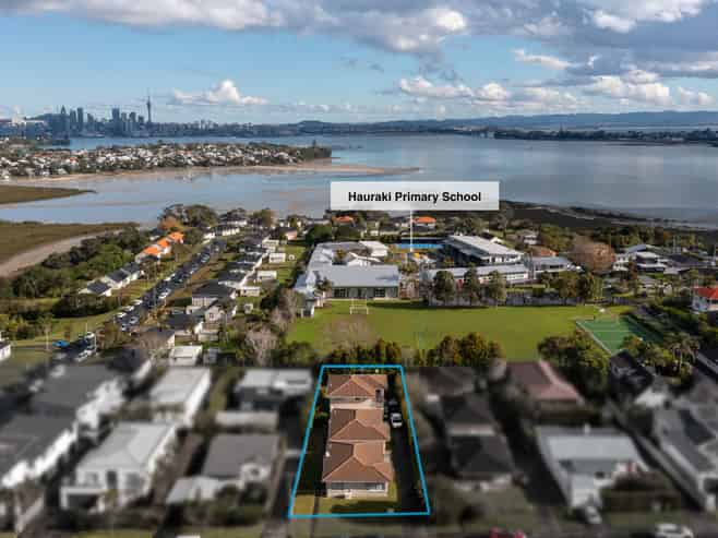 11 Waitemata Road, Hauraki