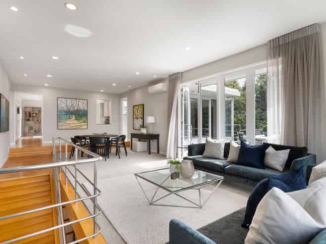 10 Fern Glen Road North, St Heliers