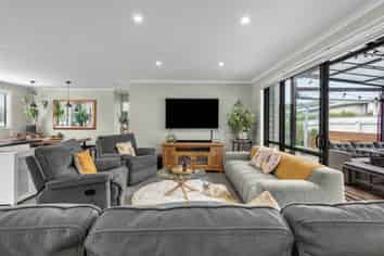 31 Fraser Colman Grove, Wainuiomata