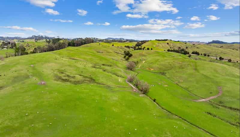 282 Taipuha Station Road, Paparoa