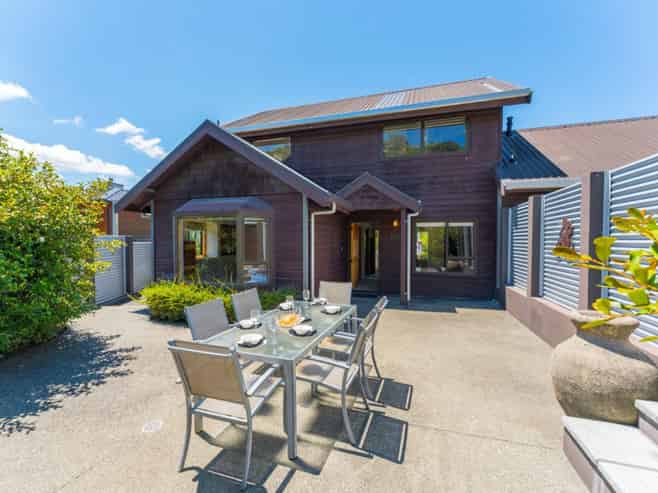 1/11 Krissell Place, Acacia Bay