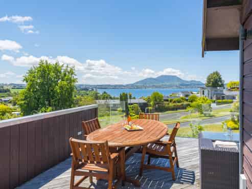 1/11 Krissell Place, Acacia Bay