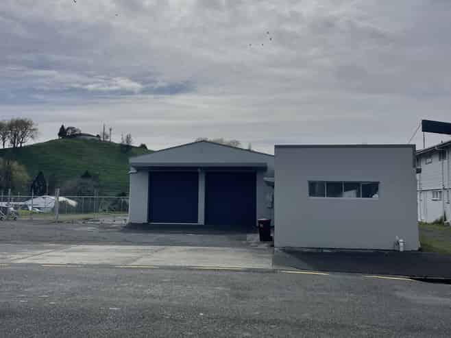 Central Tokoroa Warehouse, Workshop and Office