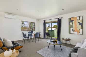 25a Ennismore Rd, Mount Albert