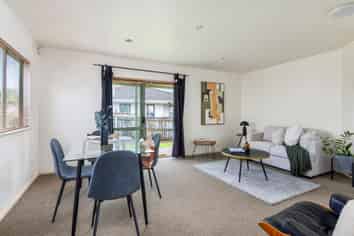 25a Ennismore Rd, Mount Albert