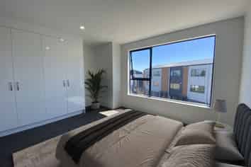 43 Marumaru Lane, Manurewa