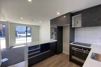 43 Marumaru Lane, Manurewa