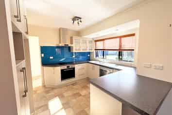 2/79 Mirrabooka Avenue, Botany Downs