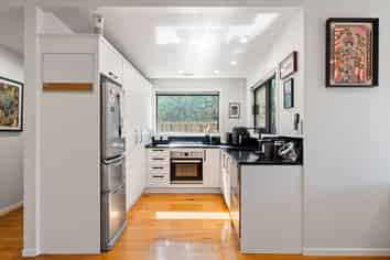 6 Irvine Street, Aro Valley