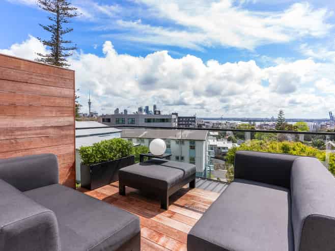4/10 St Georges Bay Road, Parnell
