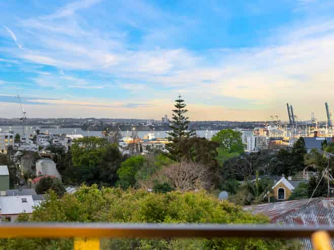 4/10 St Georges Bay Road, Parnell