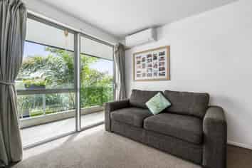 211/17 Link Crescent, Stanmore Bay