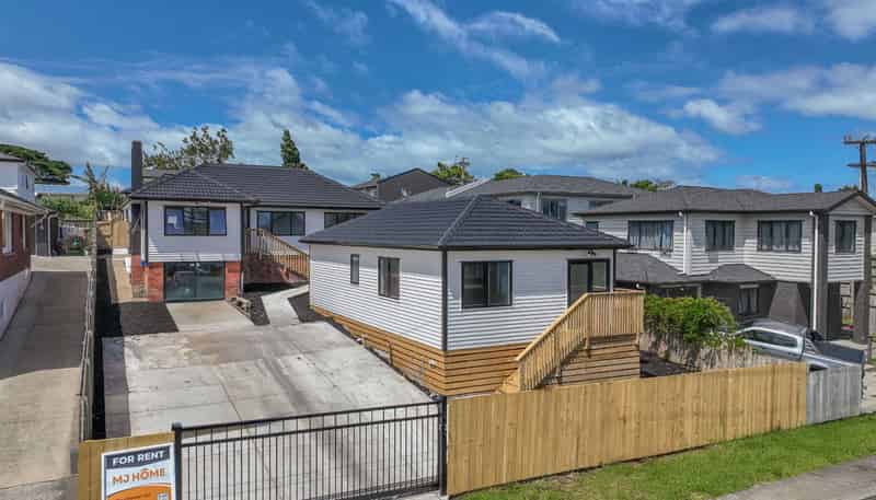 18A Lochinver Road, Papatoetoe