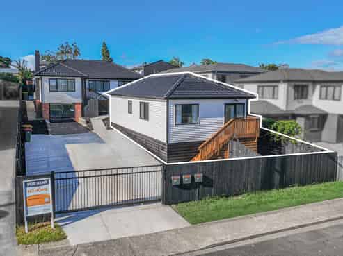 18A Lochinver Road, Papatoetoe