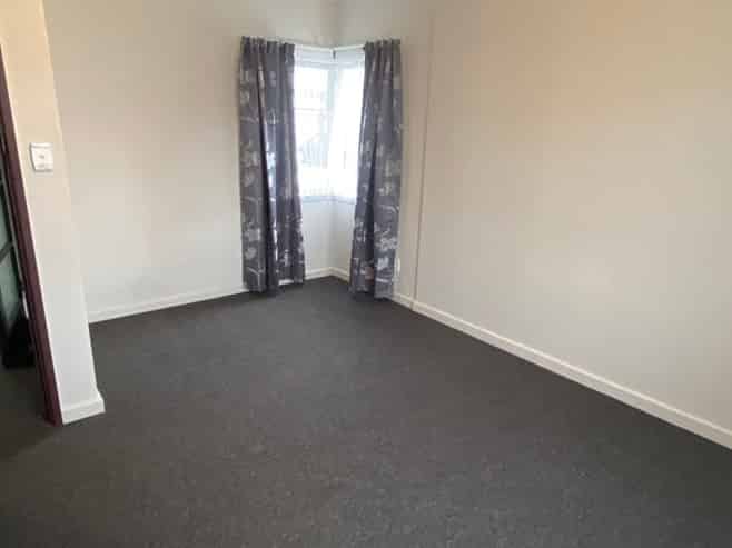 3/229 Featherston Street, Palmerston North