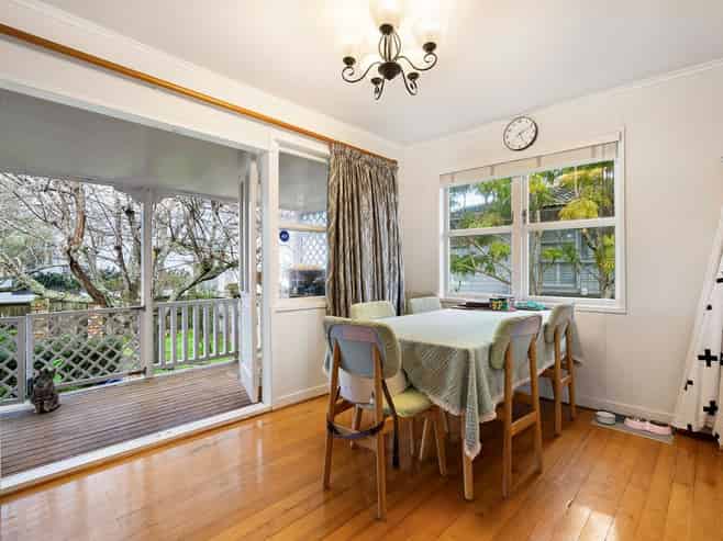 2A Waller Avenue, Bucklands Beach