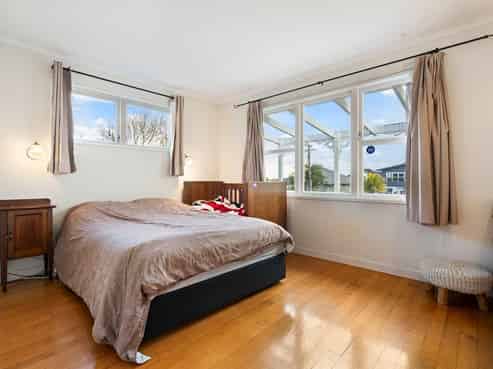2A Waller Avenue, Bucklands Beach