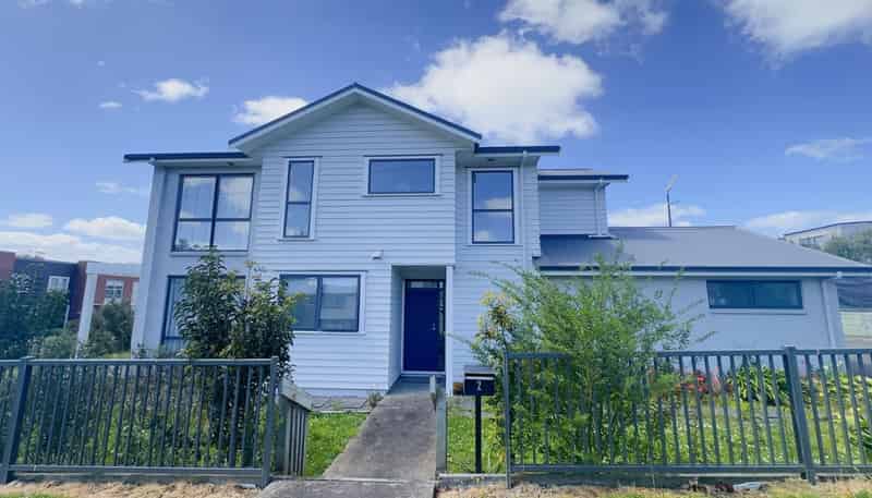 2 Manutewhau Road, Massey