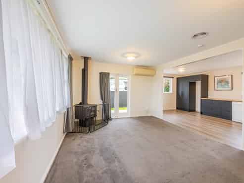 16 Williams Street, Otane