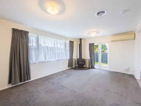 16 Williams Street, Otane