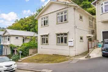 39 Adams Terrace, Aro Valley