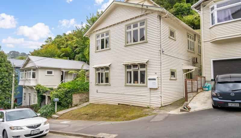 39 Adams Terrace, Aro Valley