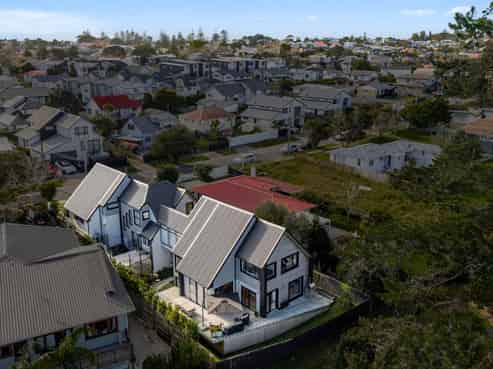 52A Silverton Avenue, Waiotaiki Bay