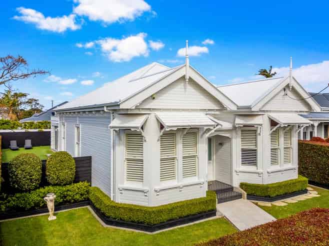 2 Manatu Street, Mount Eden