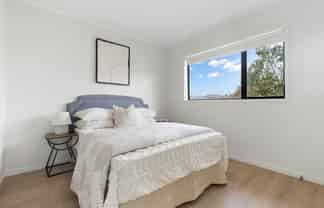 124a Brian Crescent, Stanmore Bay