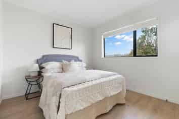 124a Brian Crescent, Stanmore Bay
