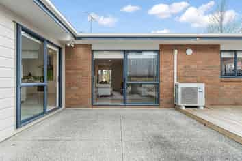 124a Brian Crescent, Stanmore Bay