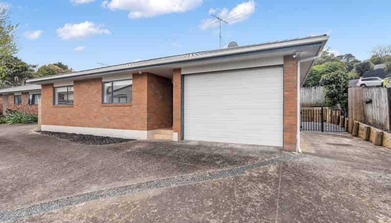 124a Brian Crescent, Stanmore Bay