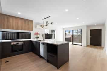 8C Neptune Avenue, Beach Haven