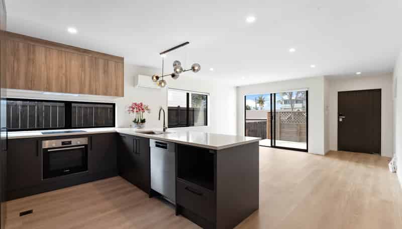 8C Neptune Avenue, Beach Haven