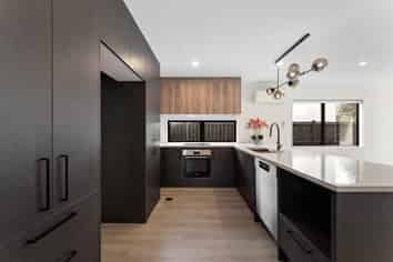 8C Neptune Avenue, Beach Haven