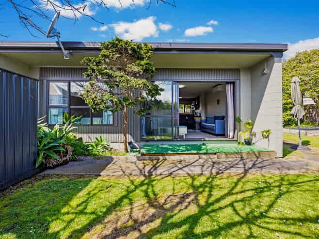 106 Burnley Terrace, Sandringham