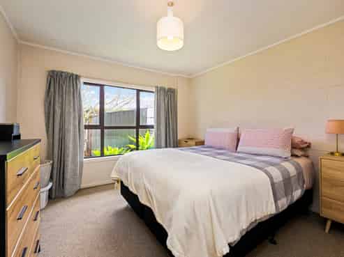106 & 106A Burnley Terrace, Sandringham