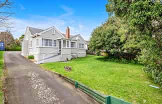 2/14 Great South Road, Manurewa