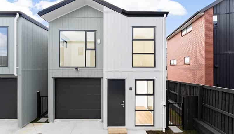 10D Serjeant Street, Henderson