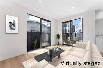 10D Serjeant Street, Henderson