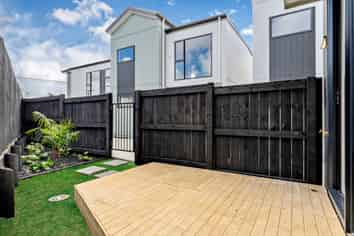 10E Serjeant Street, Henderson
