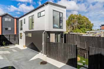 10E Serjeant Street, Henderson