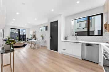 10E Serjeant Street, Henderson