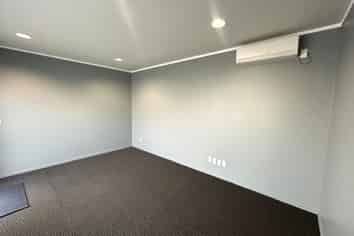 Affordable Industrial Unit on Lambie Drive