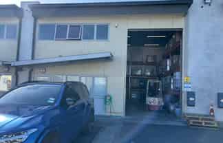 Affordable Industrial Unit on Lambie Drive