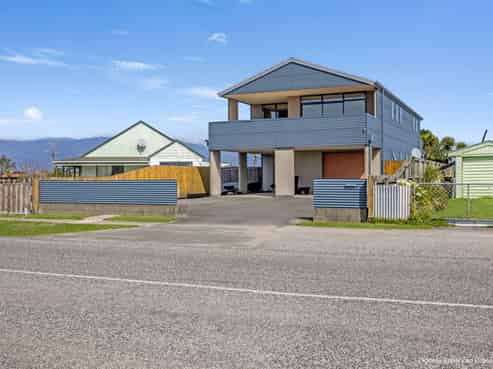 30 Coates Street, Westport