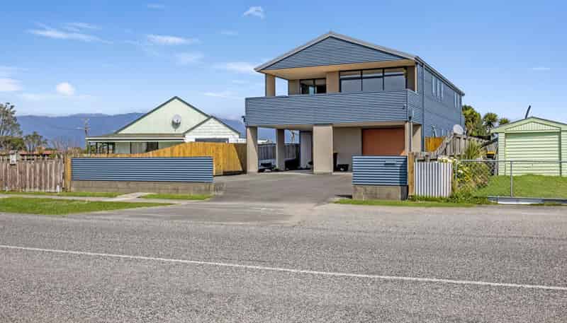 30 Coates Street, Westport