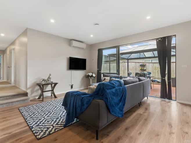 21 Ahorangi Road, Silverdale