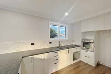 122 Park Street, Winton