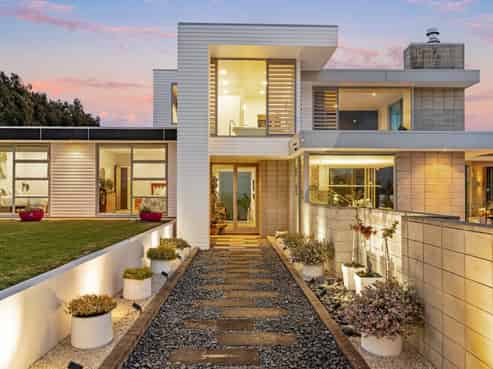 261C Walker Road East, Katikati